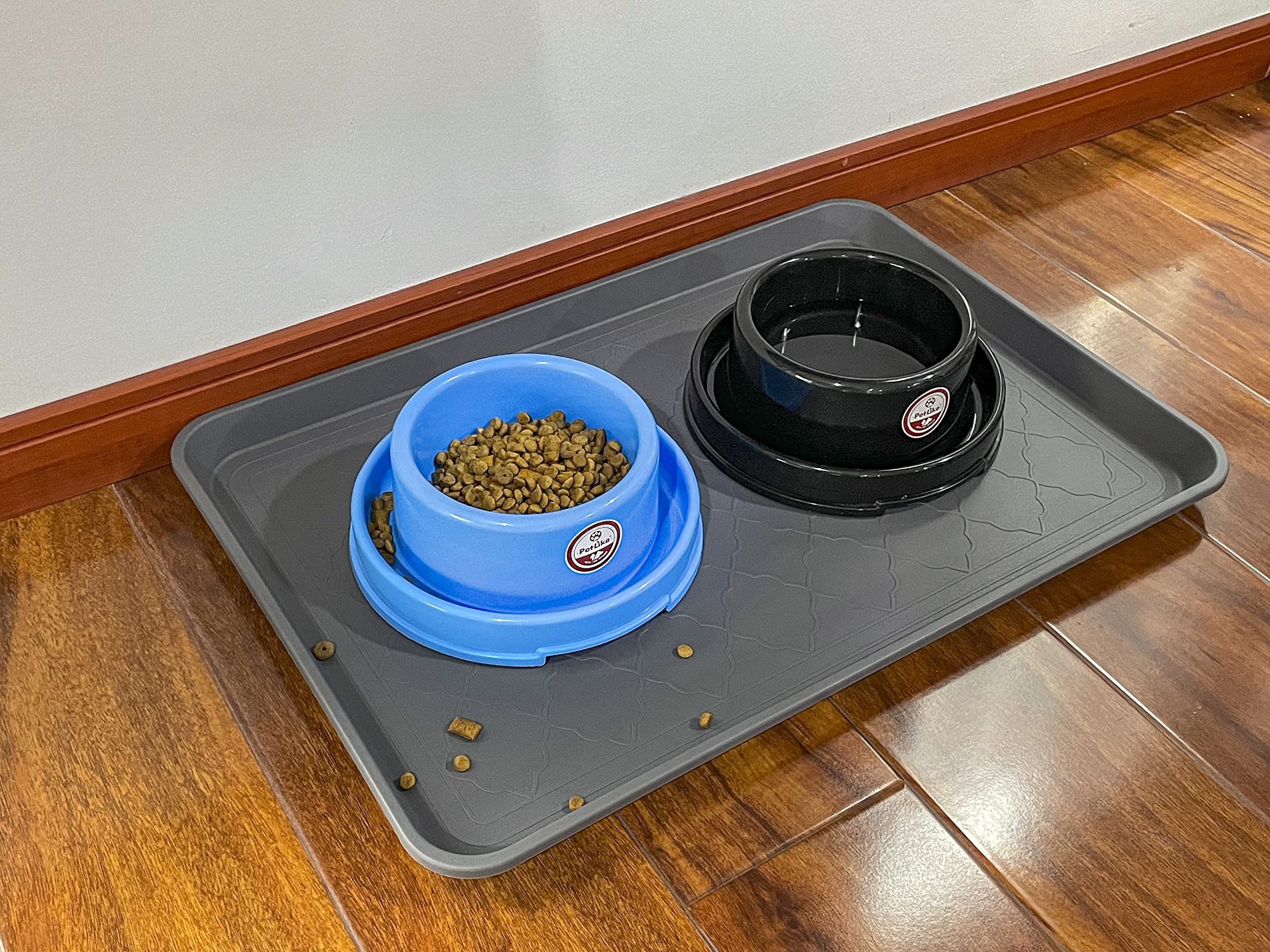 PetLike Boot Tray two-pack durable for muddy boots.