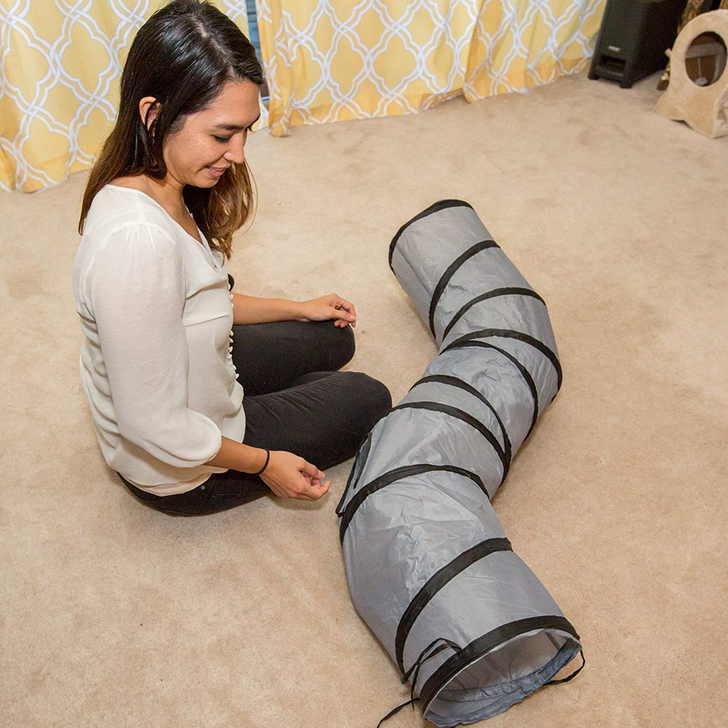 PetLike S Cat Tunnel connects with other PetLike tunnels for larger play zones.