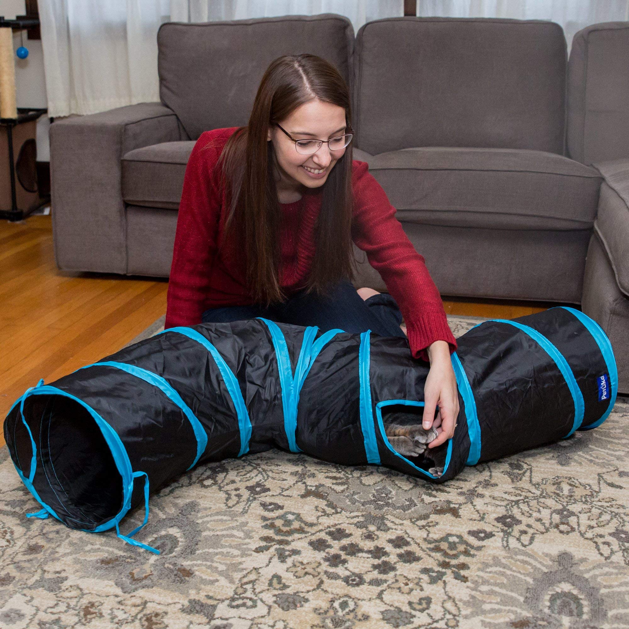 PetLike S Way cat tunnel black color blends with home décor for cozy play.