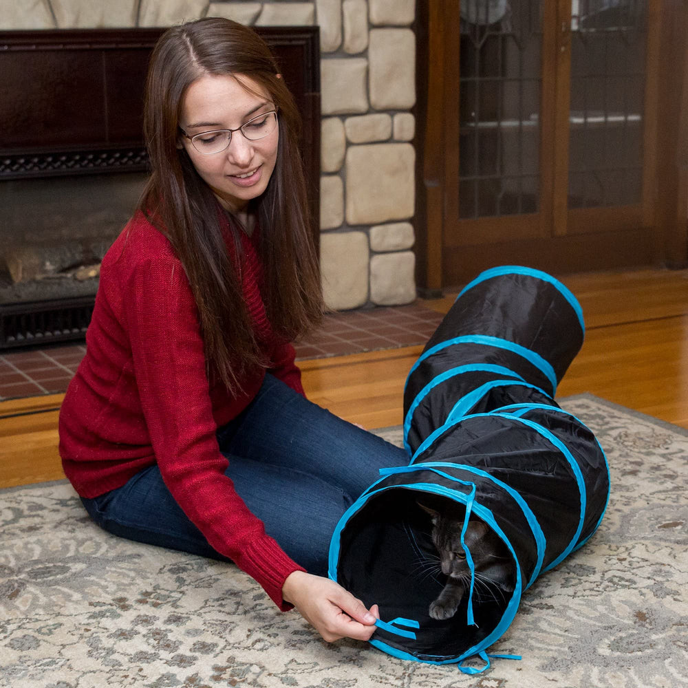 PetLike S Way cat tunnel spring frame delivers sturdy, easy pop-out setup.