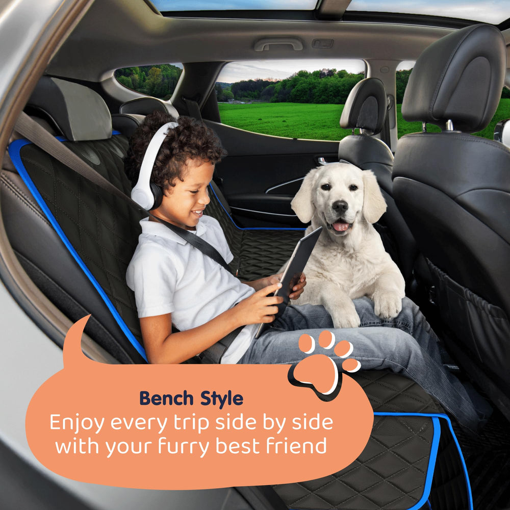 Petloox machine-washable design makes cleaning quick and simple after adventures.