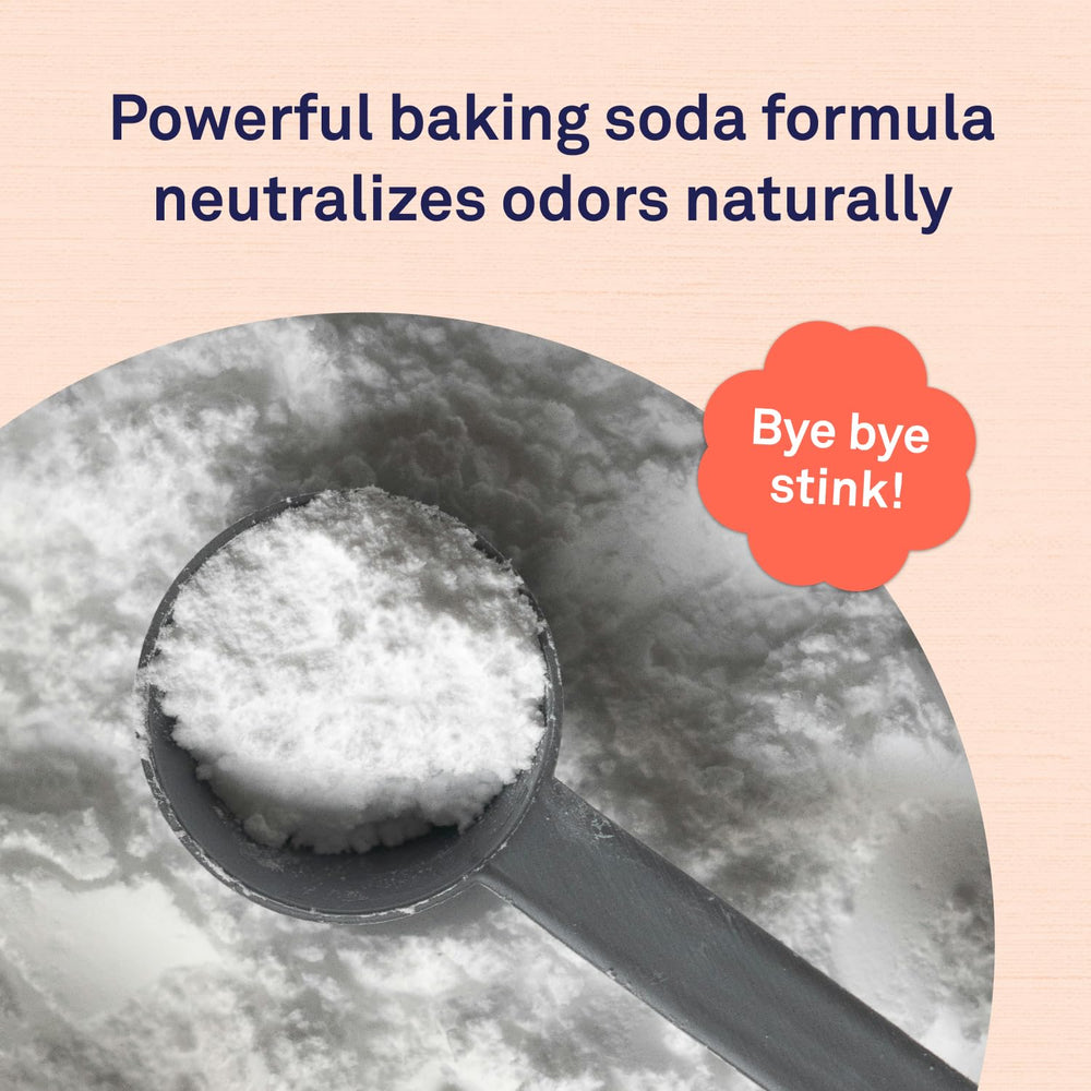 Natural baking soda formula highlighted in Petpost odor eliminator spray.