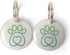 PetQuality Show That Love key fob overview demonstrates exclusive access for Closer Pets cat flaps.