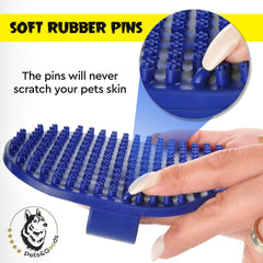 Pets&Goods comfort-grip handle ensures secure control when brushing wet or soapy fur.