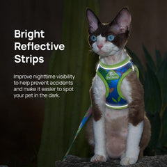 PetThem Cat Harness Hawaii Green S ergonomic top-bottom leash clip feature.