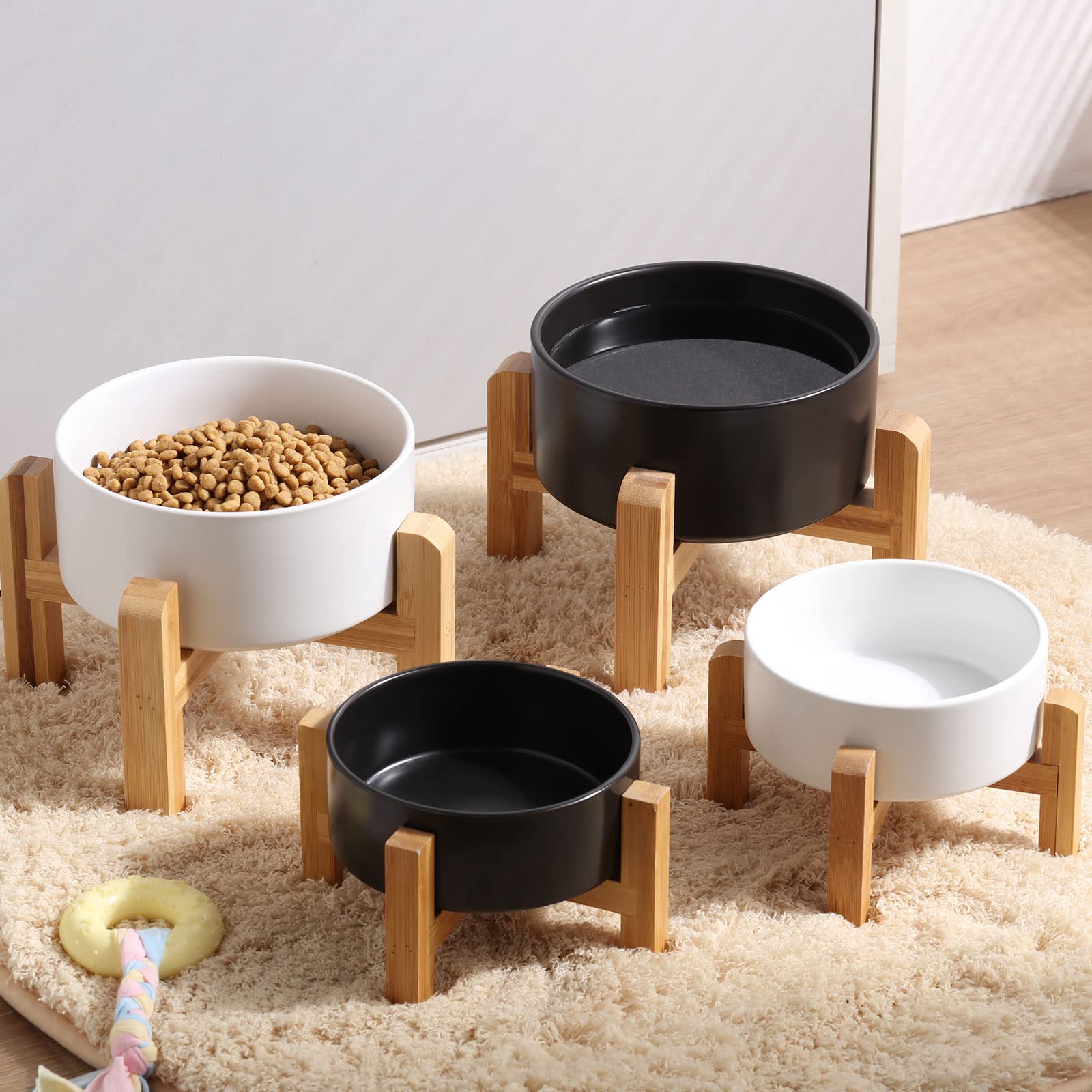 Petygooing 1.7-cup capacity bowl keeps portions steady for small pets