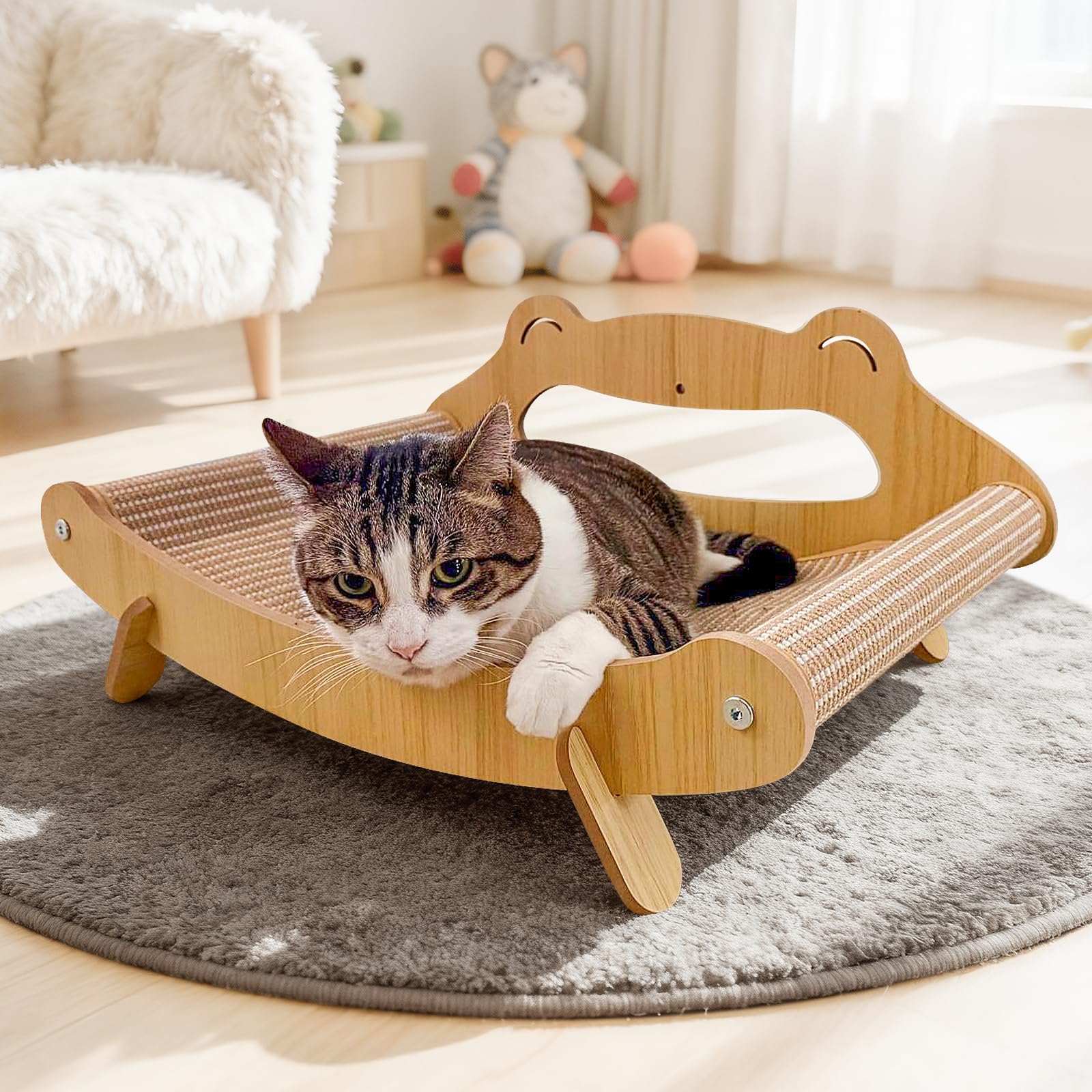 PetZen Garden sisal-scratcher closeup shows durable natural rope for scratching and play