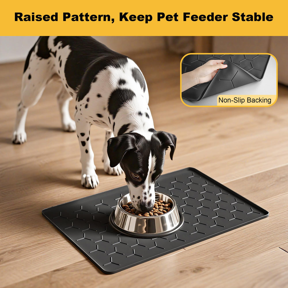 Pieviev floor-protection mat guards floors from moisture and kibble.