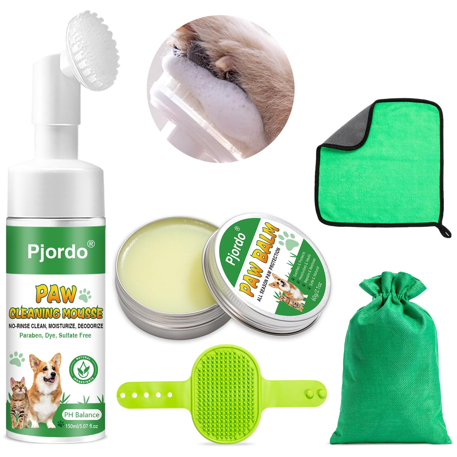 Pjordo dog paw cleaner foam application for quick no-rinse paw cleaning.