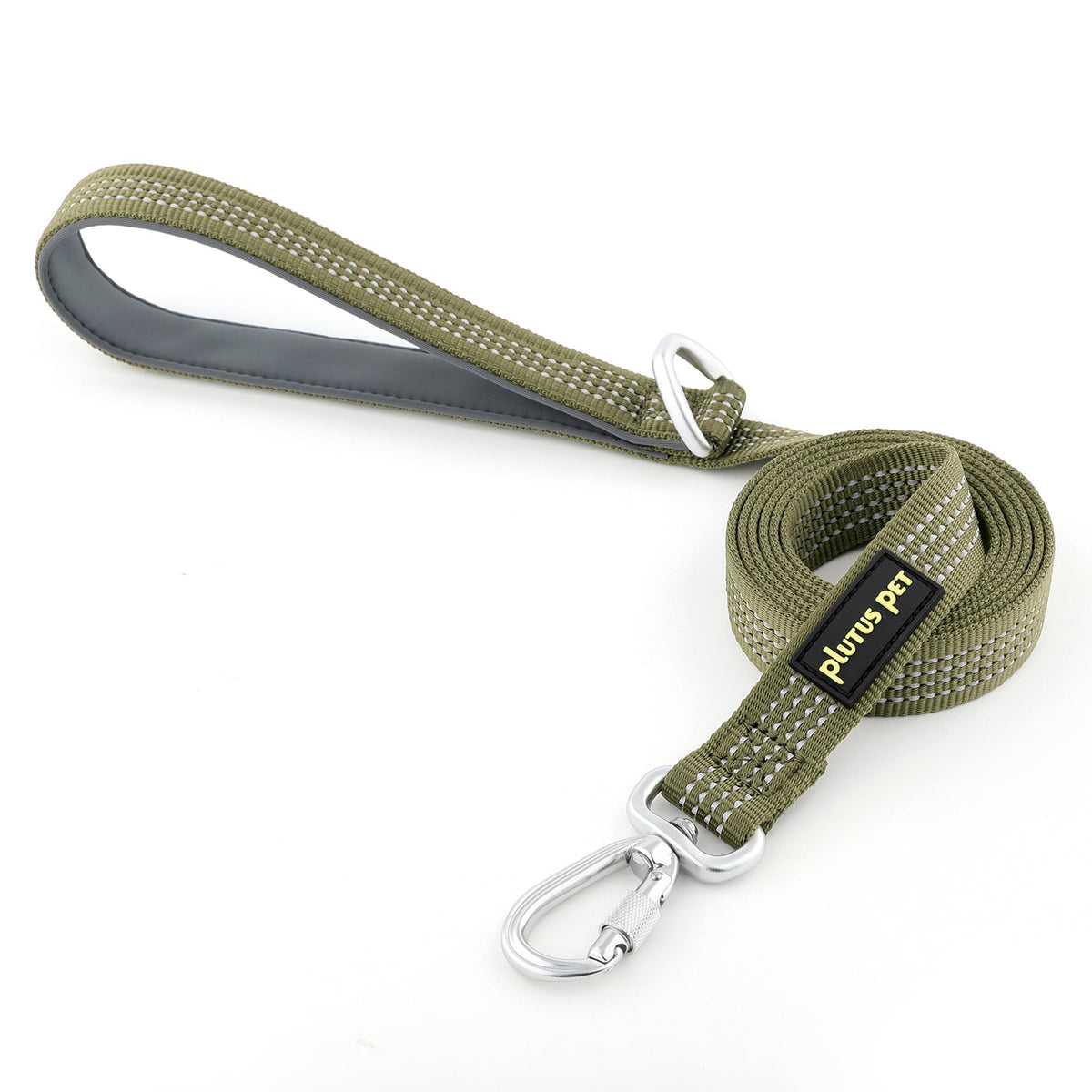 Plutus Pet Heavy-Duty Dog Leash with Lockable Carabiner ensures secure daily walks.