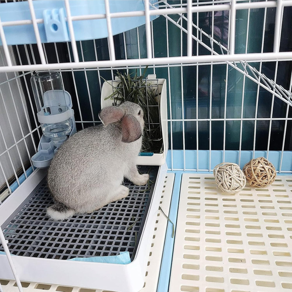PODOO odor-resistant material keeps cage smelling fresh between cleanings