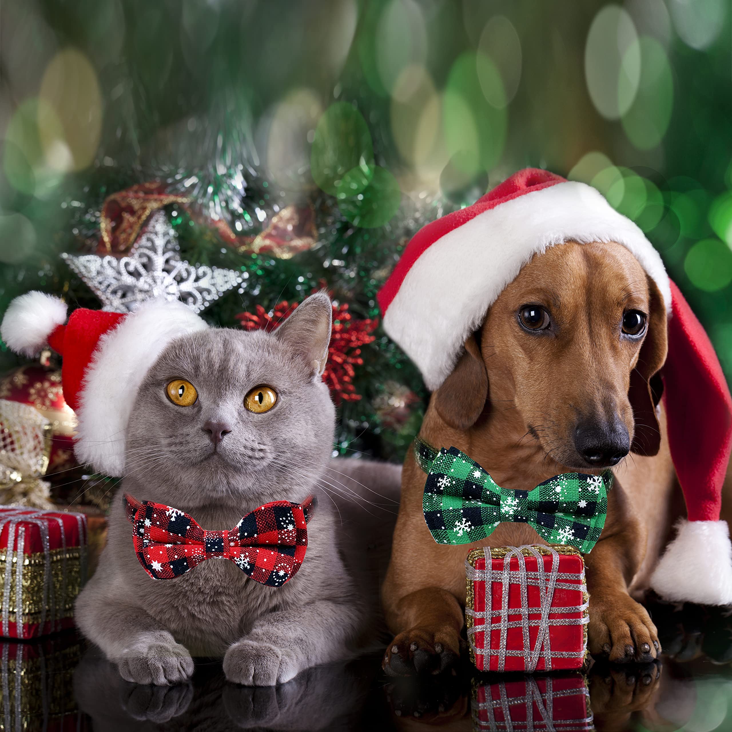 Pohshido two-pack red and green snowflake collars for versatile looks