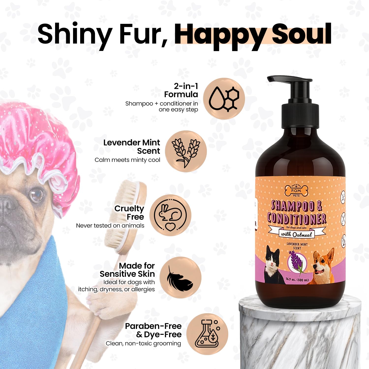 P.O.M. PETS cat shampoo application demonstrates multi-pet use.