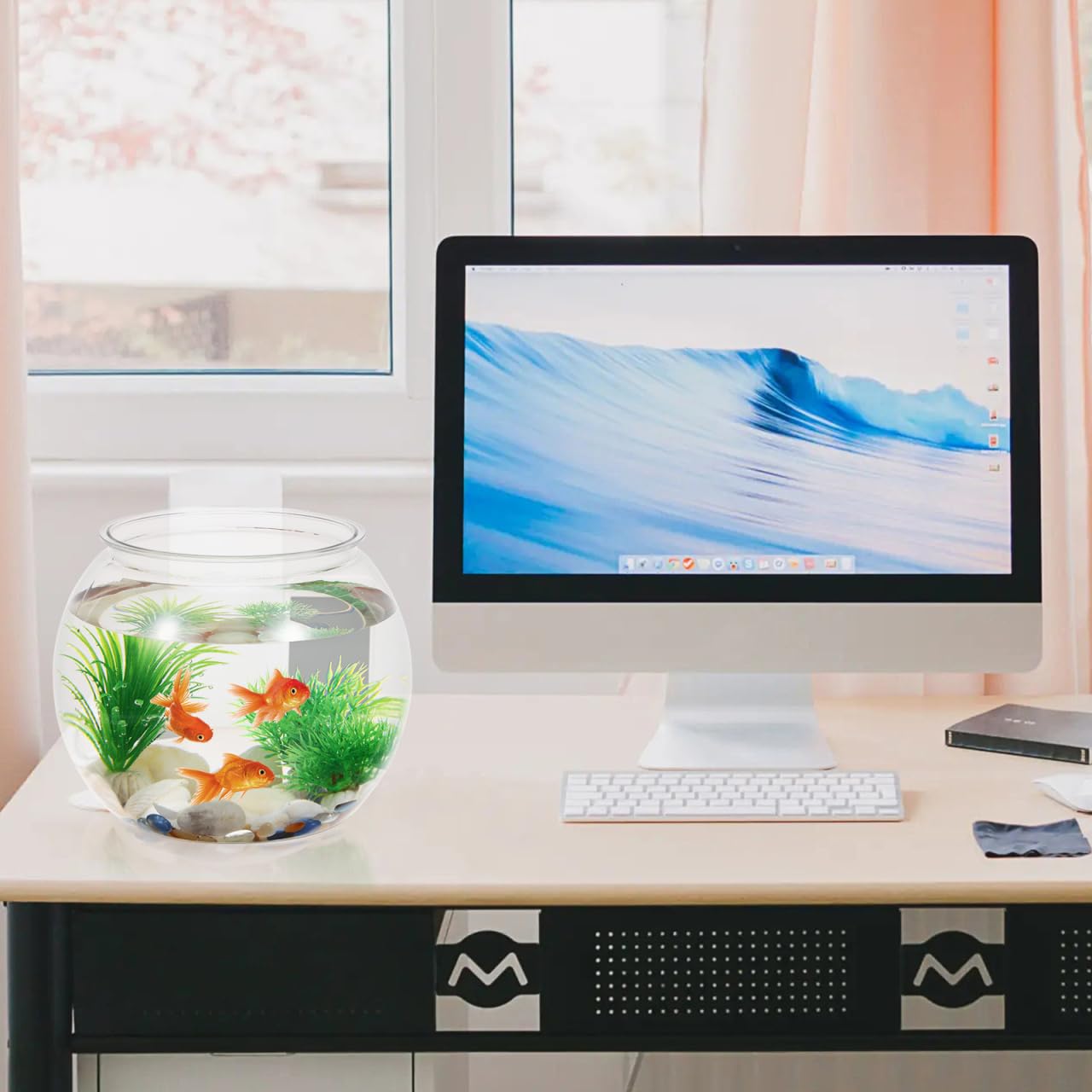 POPETPOP large plastic bowl offers decorative display without crowding space