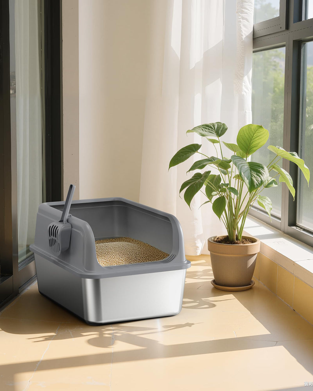 Powools three-size options accommodate kittens to adult cats.