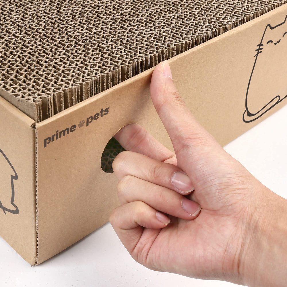PrimePets-catnip-pack attracts cats to the scratcher for focused play