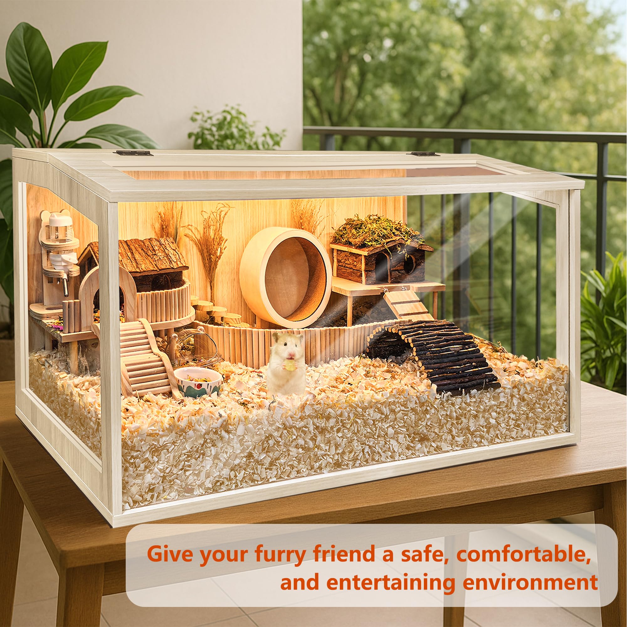 PROLEE hamster cage acrylic-base makes cleaning quick and easy.