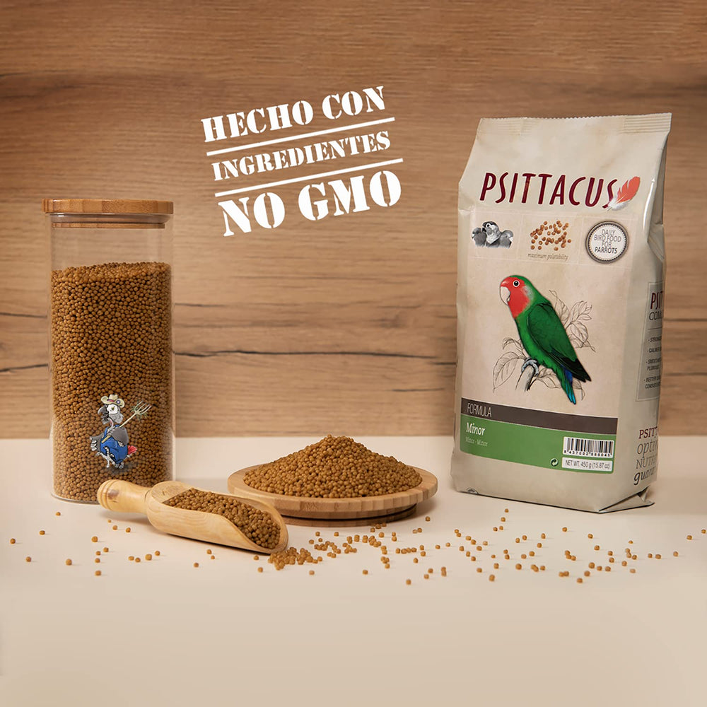 Psittacus Minor green cheek diet image emphasizing natural flavors and nutrition