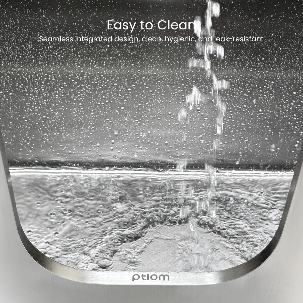 Ptlom easy-clean metal litter tray wipes down quickly for maintenance.