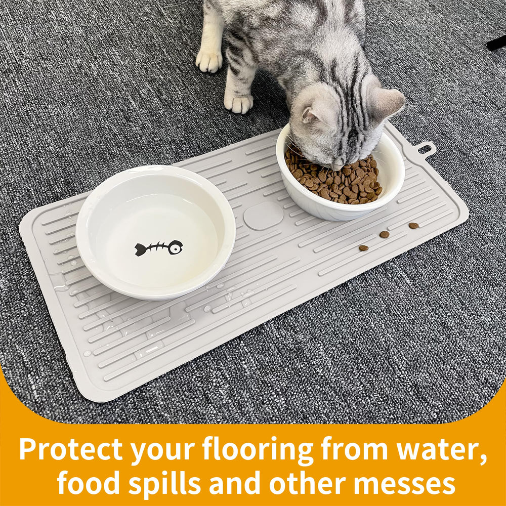 Ptlom pet placemat silicone food-grade material ensures safe, durable use.