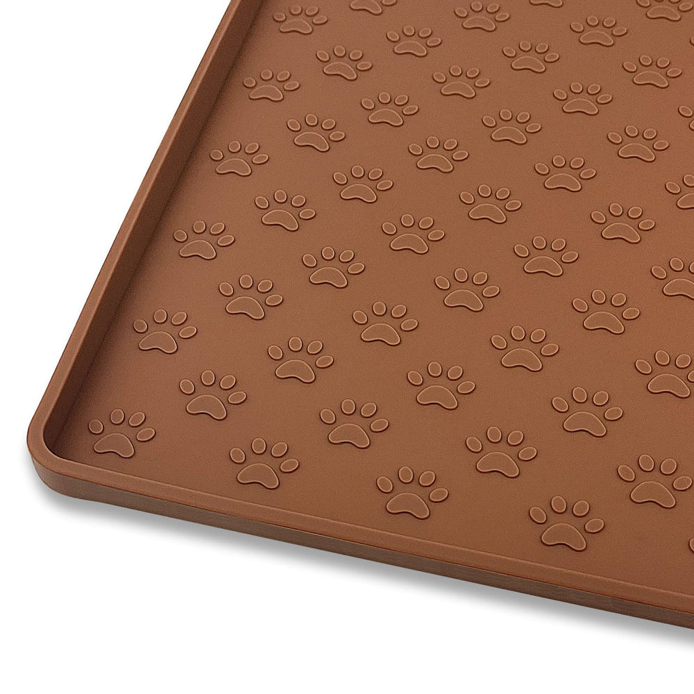 Ptlom pet placemat waterproof silicone demonstrates spill protection during meal times