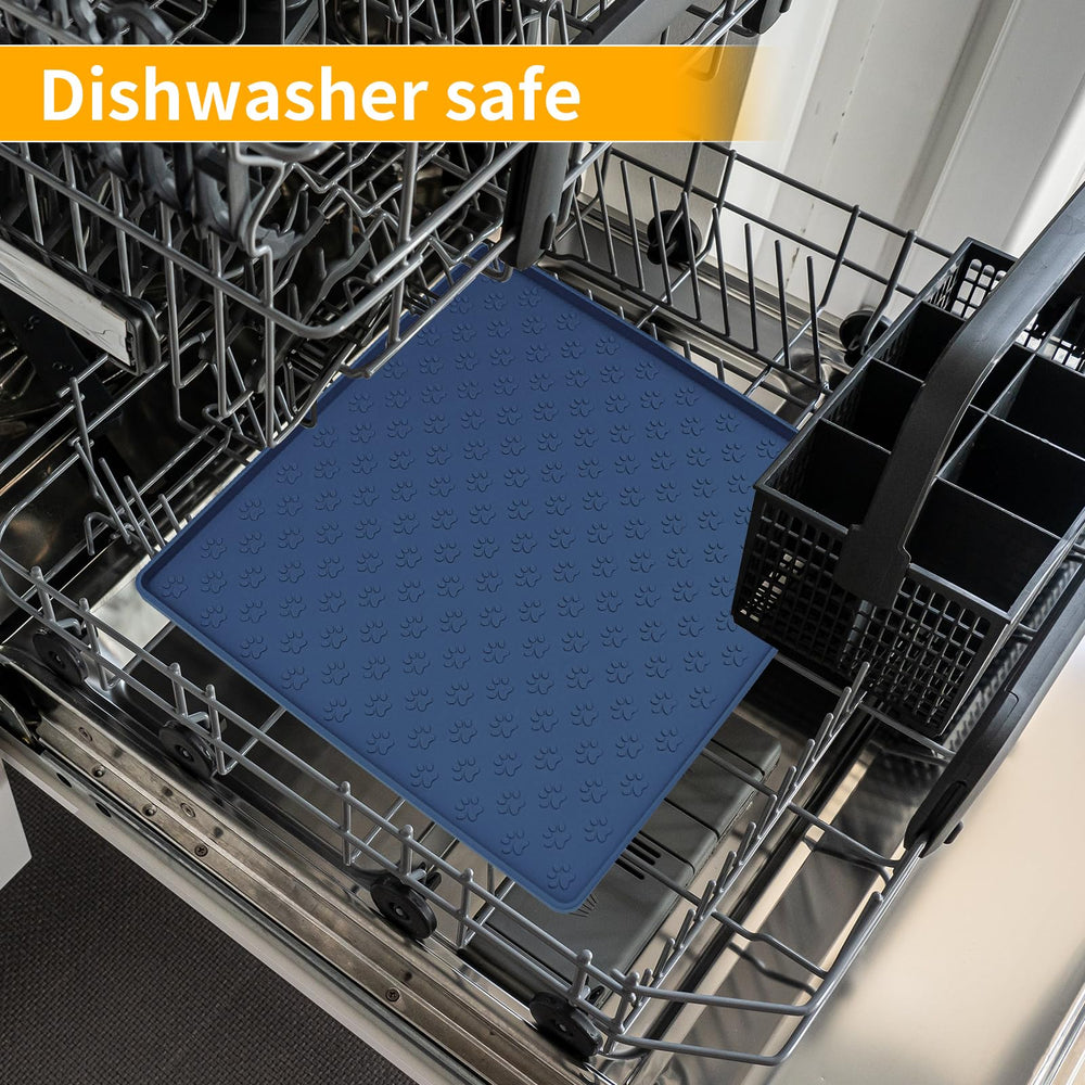 Ptlom universal-compatibility placemat fits bowls and feeders