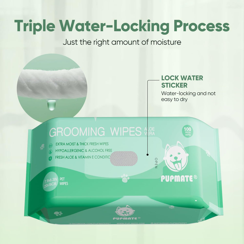 PUPMATE wipes paws cleaning image emphasizes gentle paw care.