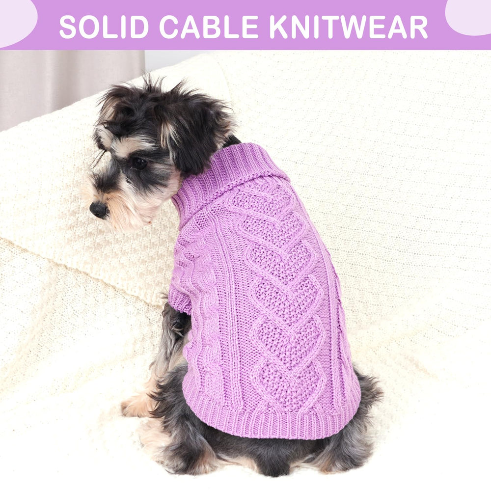 Puppishy knit fabric closeup emphasizing soft, elastic warmth