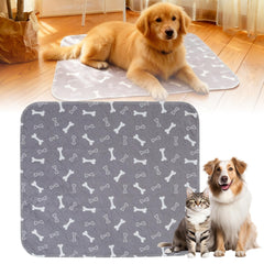 Puppy Pee Pads showing leak-proof backing guarding floors during training.