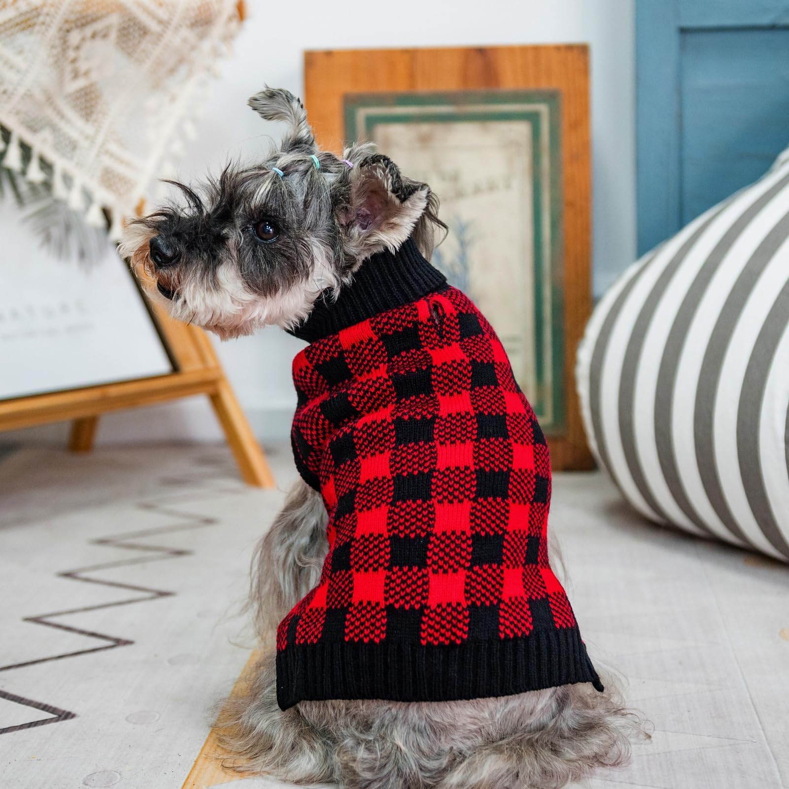 PUPTECK dog sweater warm acrylic fabric offers cozy care.