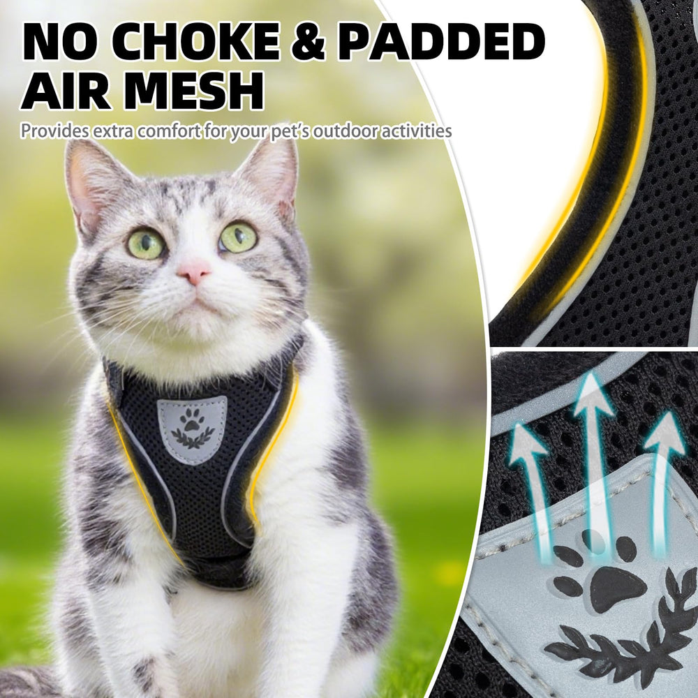 PUPTECK cat harness chest buckle close-up showing secure quick-release.