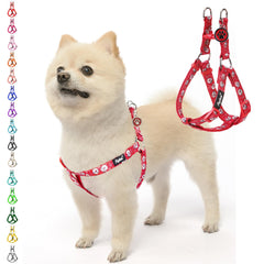PUPTECK No Pull Christmas harness side view shows chest-friendly control for daily walks.