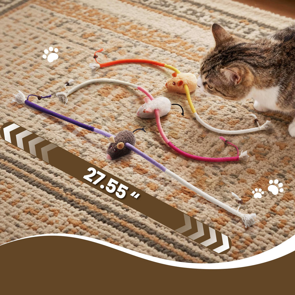 Puretoy large cat playtime shot highlights durable rope and robust design.
