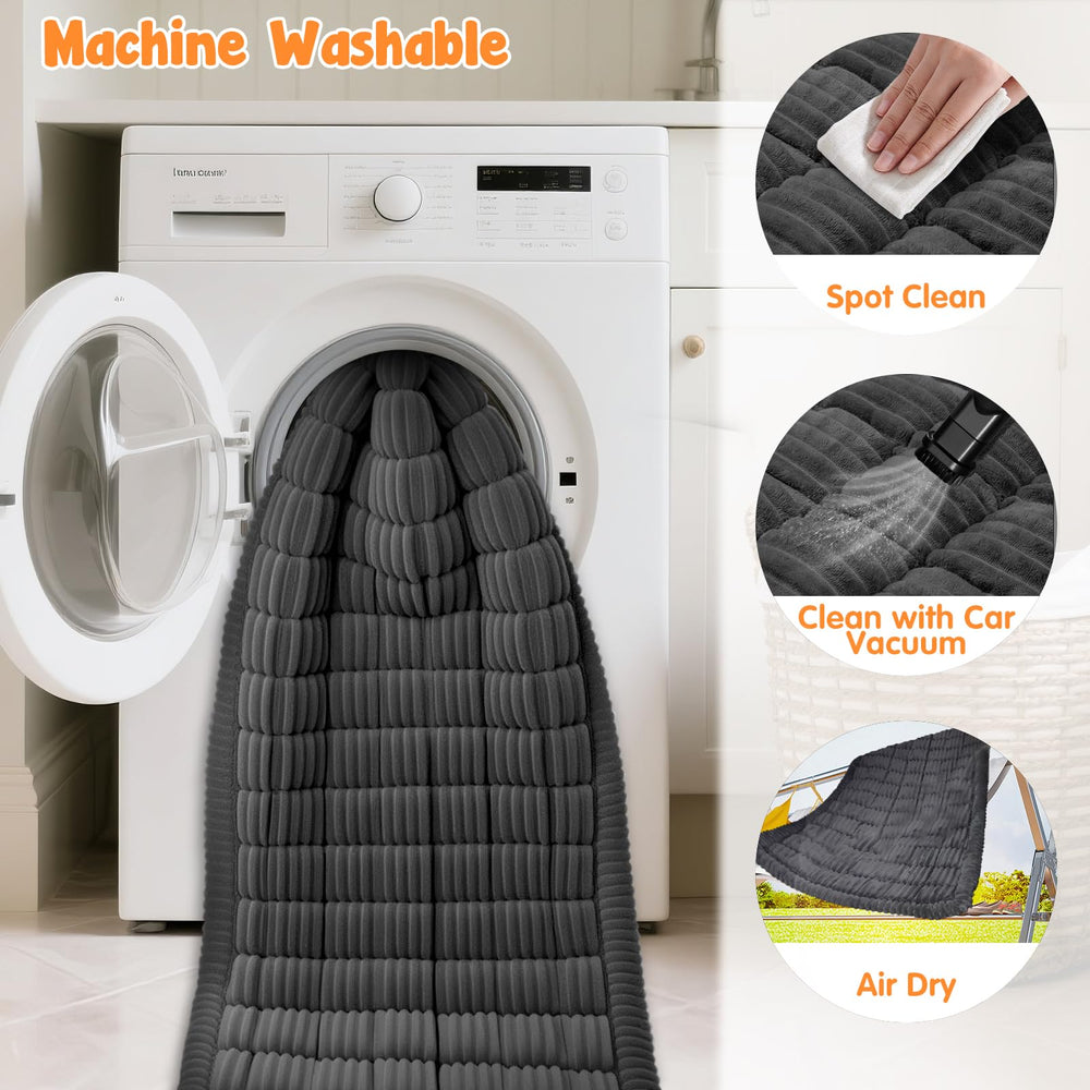 Puxinargo custom-fit backseat extenders provide tidy coverage.