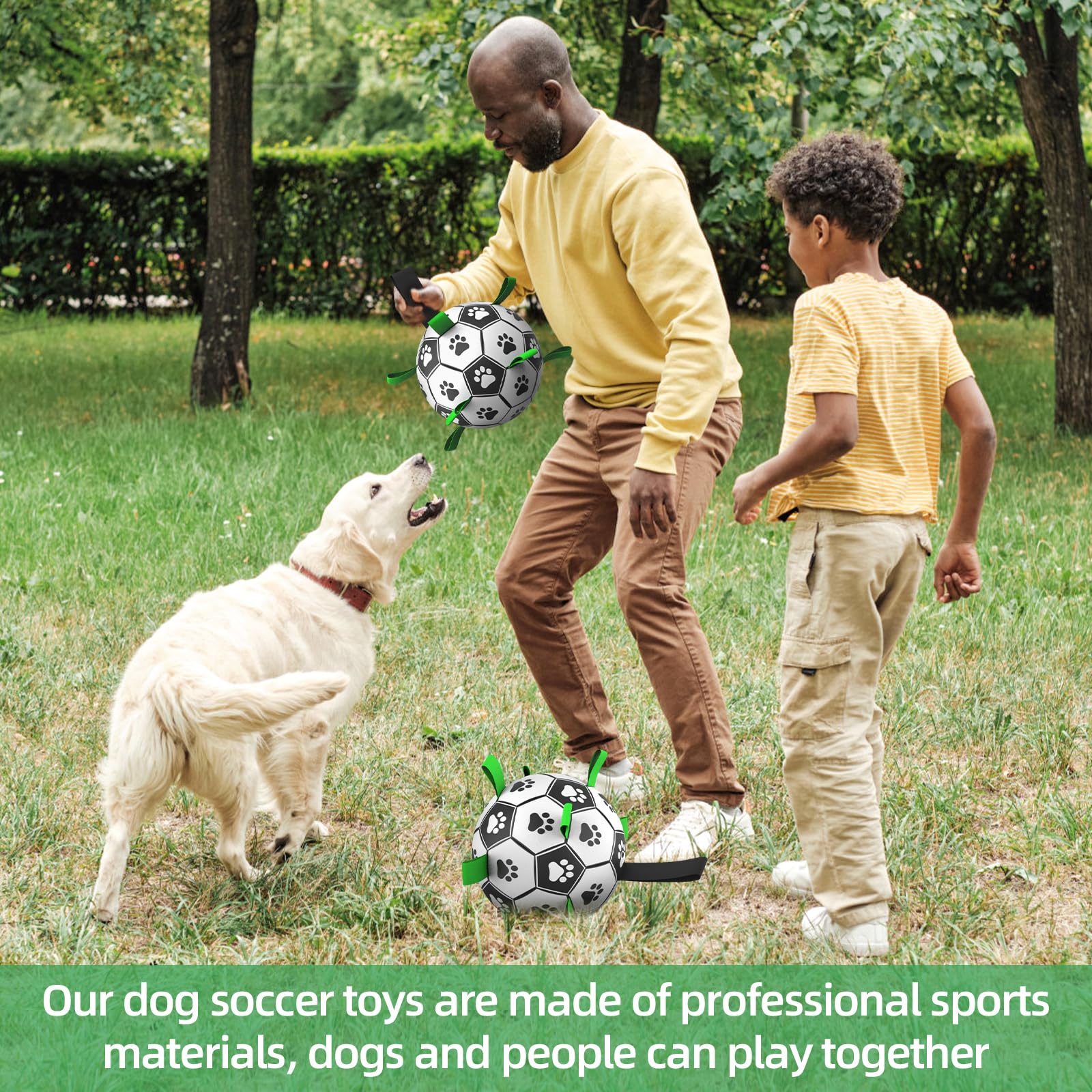 QDAN dog ball water-floating shot demonstrates buoyant toy for pool play.
