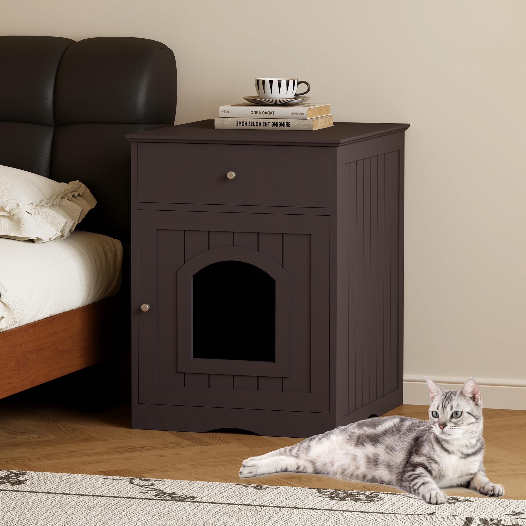 Qiaoxuan enclosure room-placement demonstrates space-saving cat-friendly furniture.
