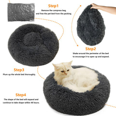 Qinxuepet plush nylon and faux fur bed delivers comforting softness.
