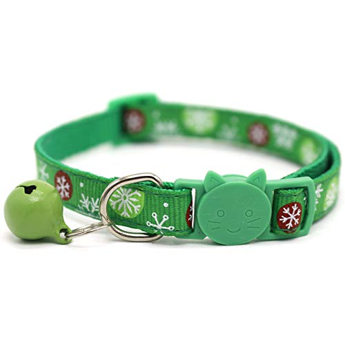 QKURT Xmas pet collar set features bow tie and jingle bell for holiday charm.
