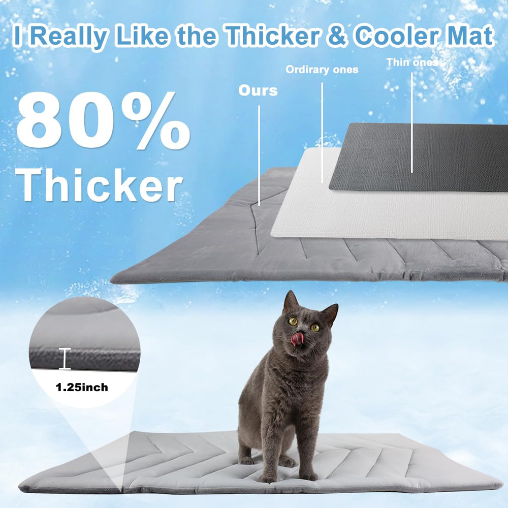 Close up of Qonimm Q-MAX fabric demonstrating instant contact cooling on the surface.