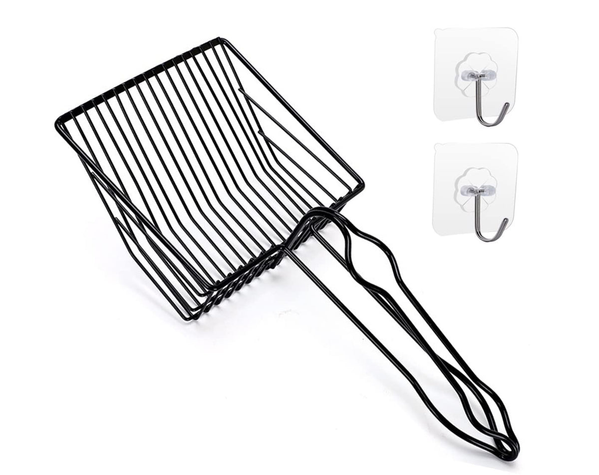 QUALIALL metal cat litter scoop flat-head design for rapid clump removal.