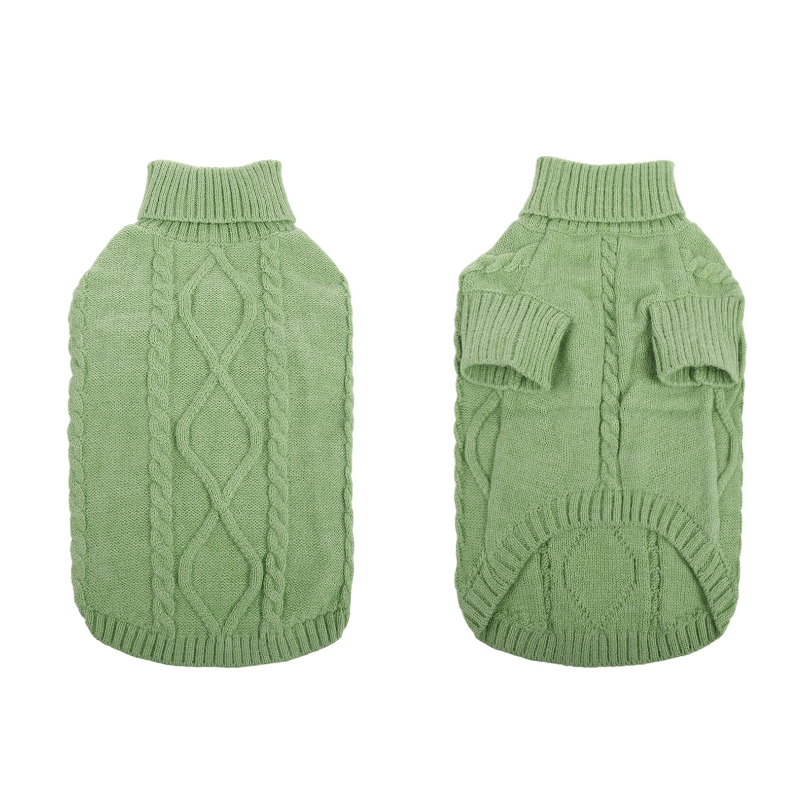 Queenmore knit-detail-cable close-up highlights durable texture and soft touch.