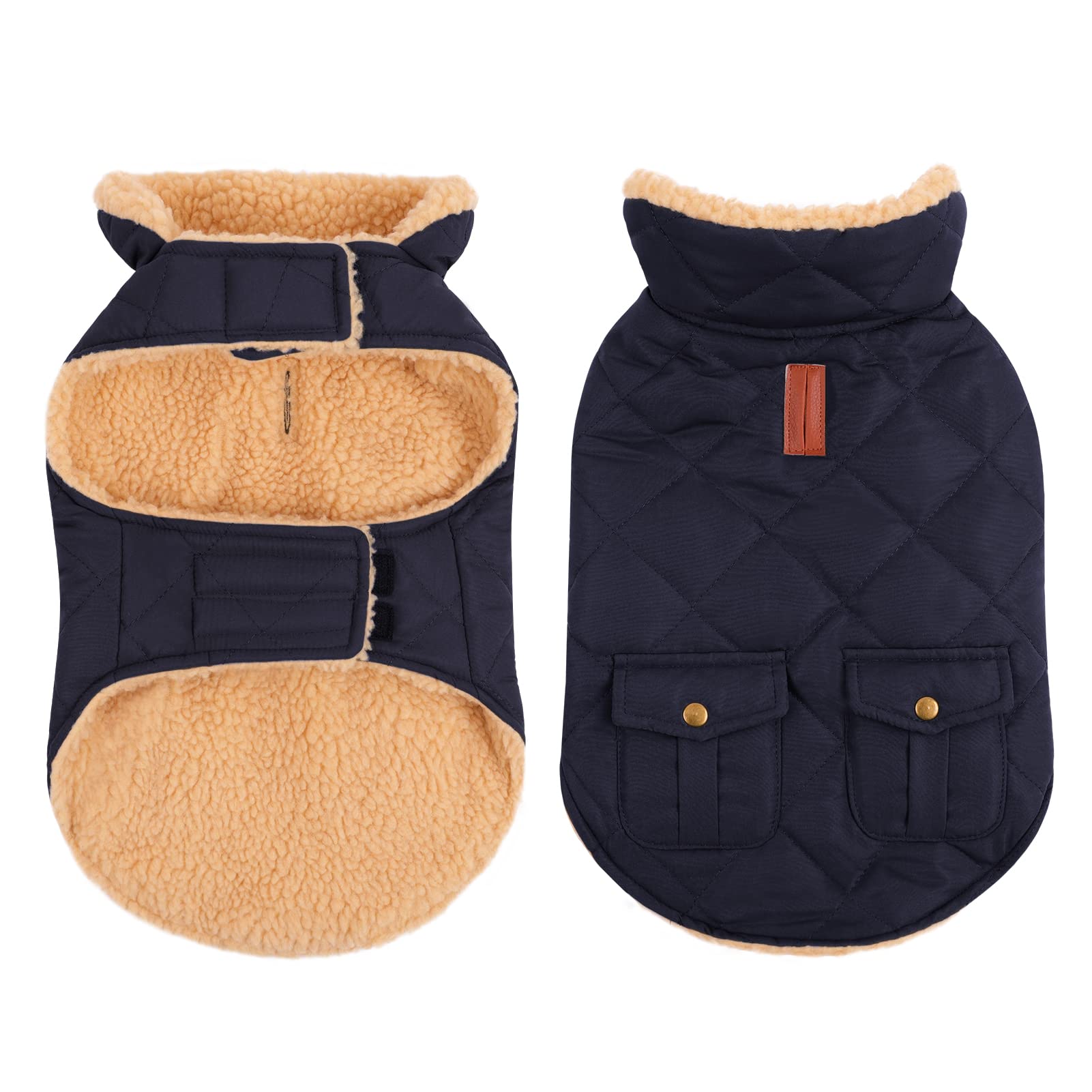 Queenmore warm-puffer-dog-coat-back-pocket keeps snacks handy during walks.