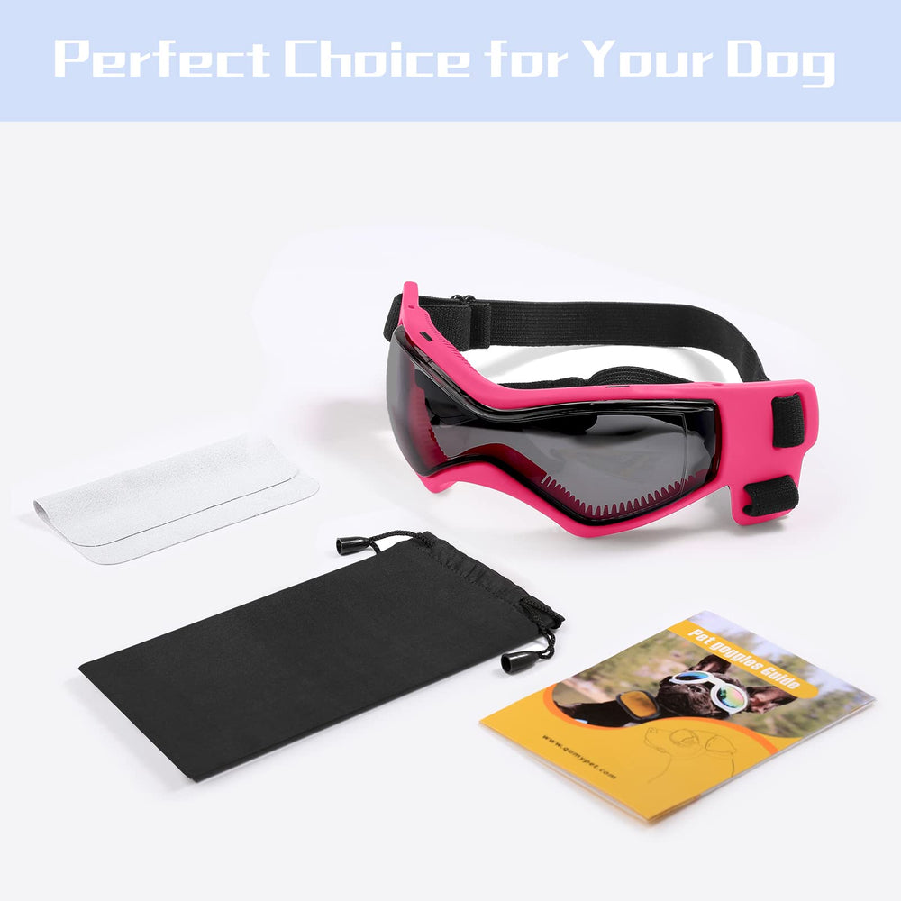 QUMY dog goggles dustproof and snowproof for harsh-weather protection.