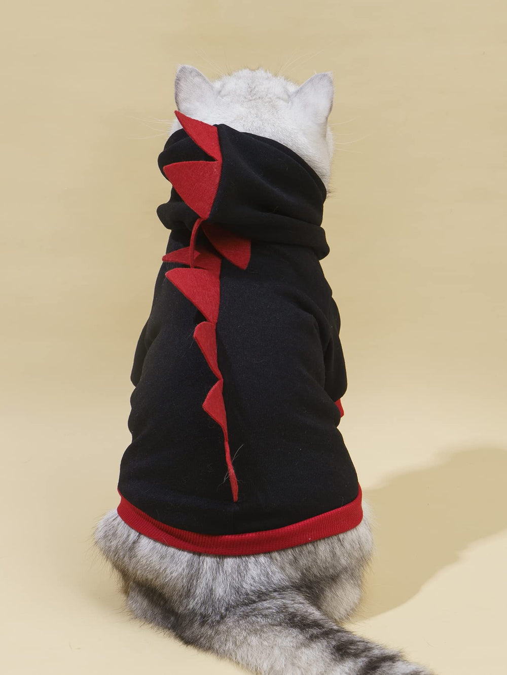 qwinee sudadera dinosaurio, detalle de capucha, ofrece un estilo divertido y cómodo.