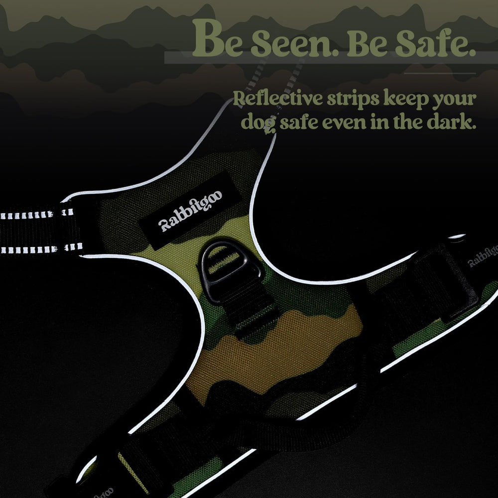 Rabbitgoo Green Mountain quick-release buckles enable easy on-and-off between adventures.