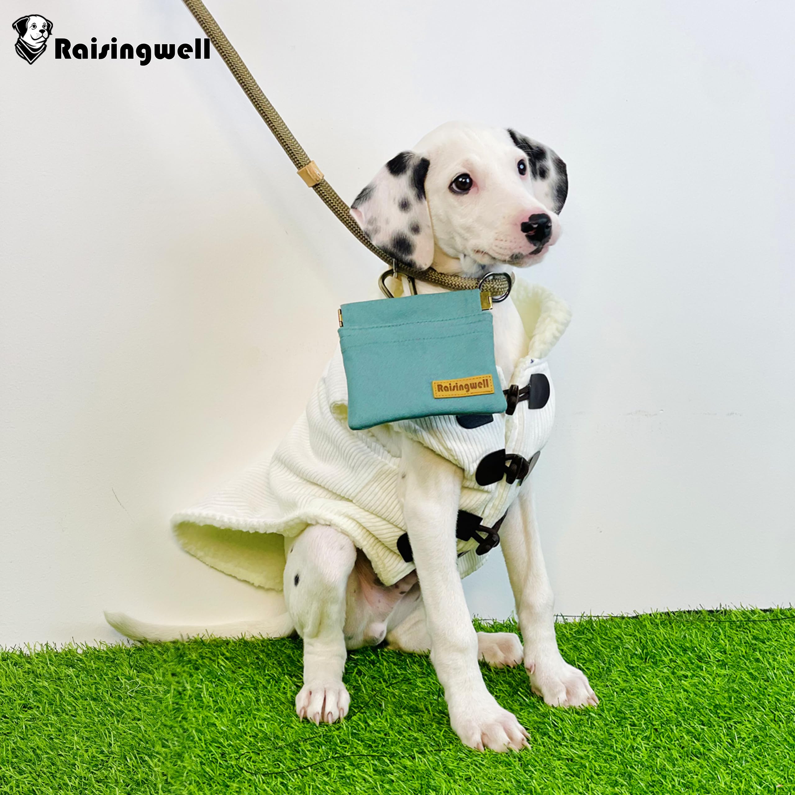 Raisingwell washable cotton fabric ensures easy cleaning after outings.