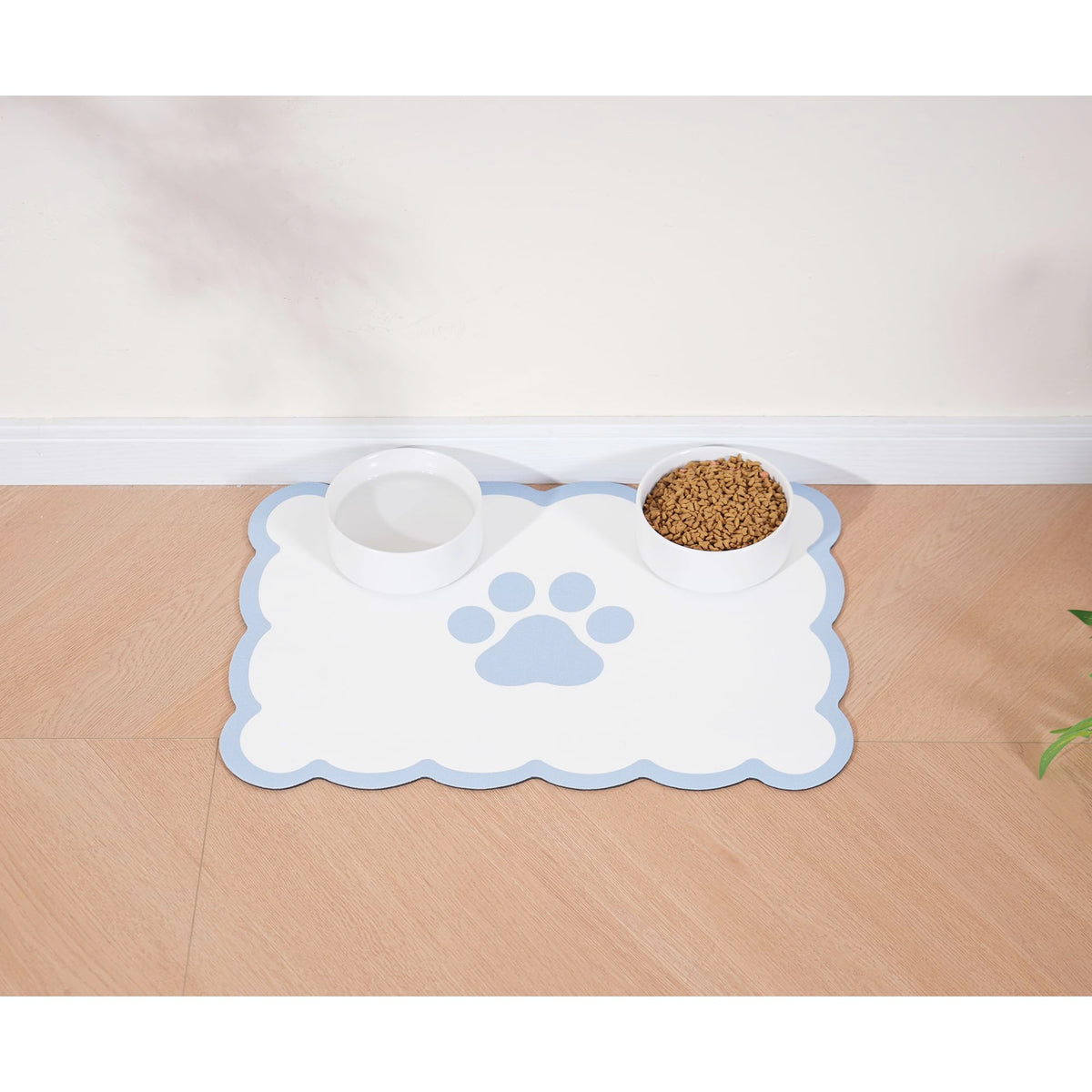Ralxion scalloped-dog-feeding-mat absorbent-water-spill keeps floors dry.