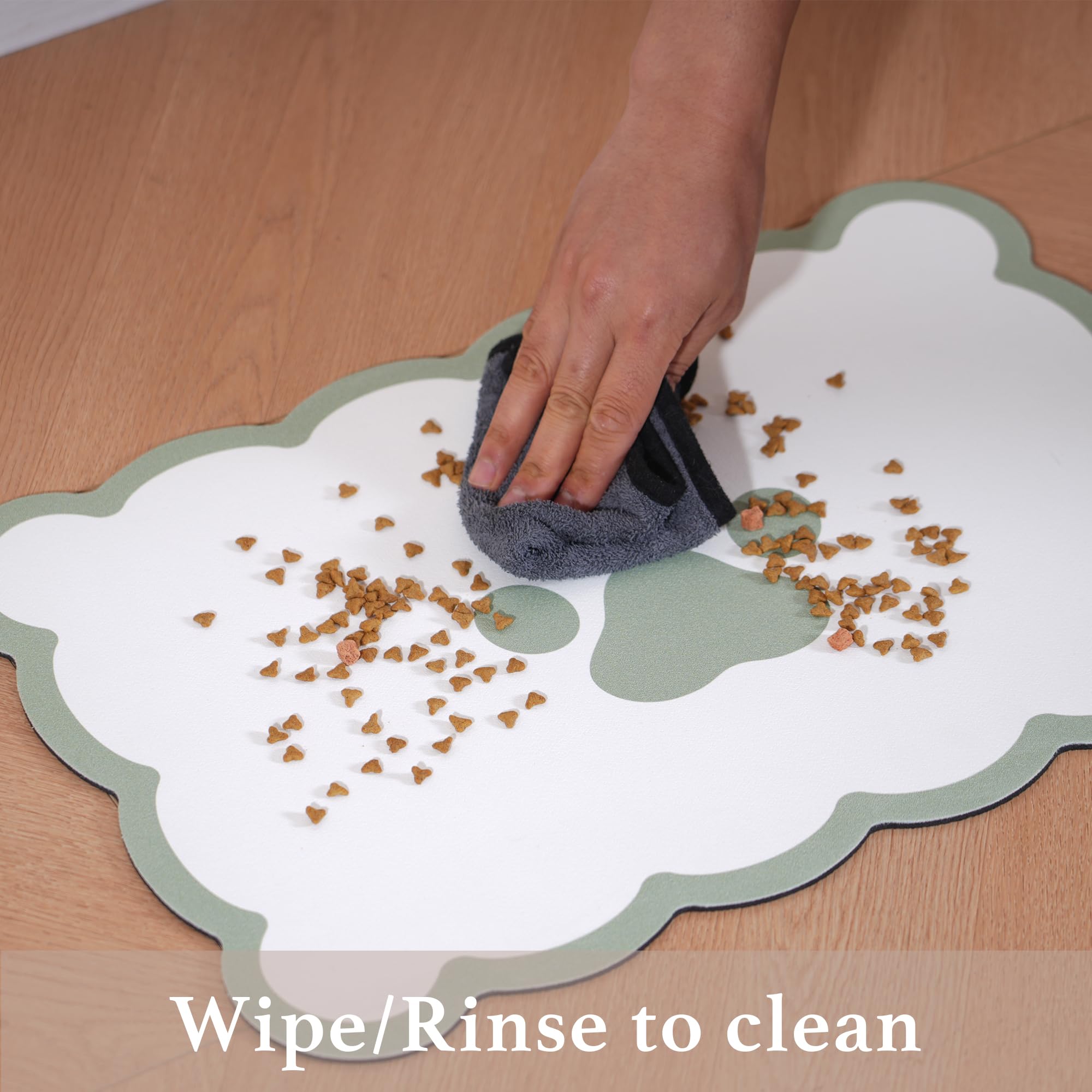 Ralxion scalloped mat close-up—soft, pet-friendly surface for comfortable meals.