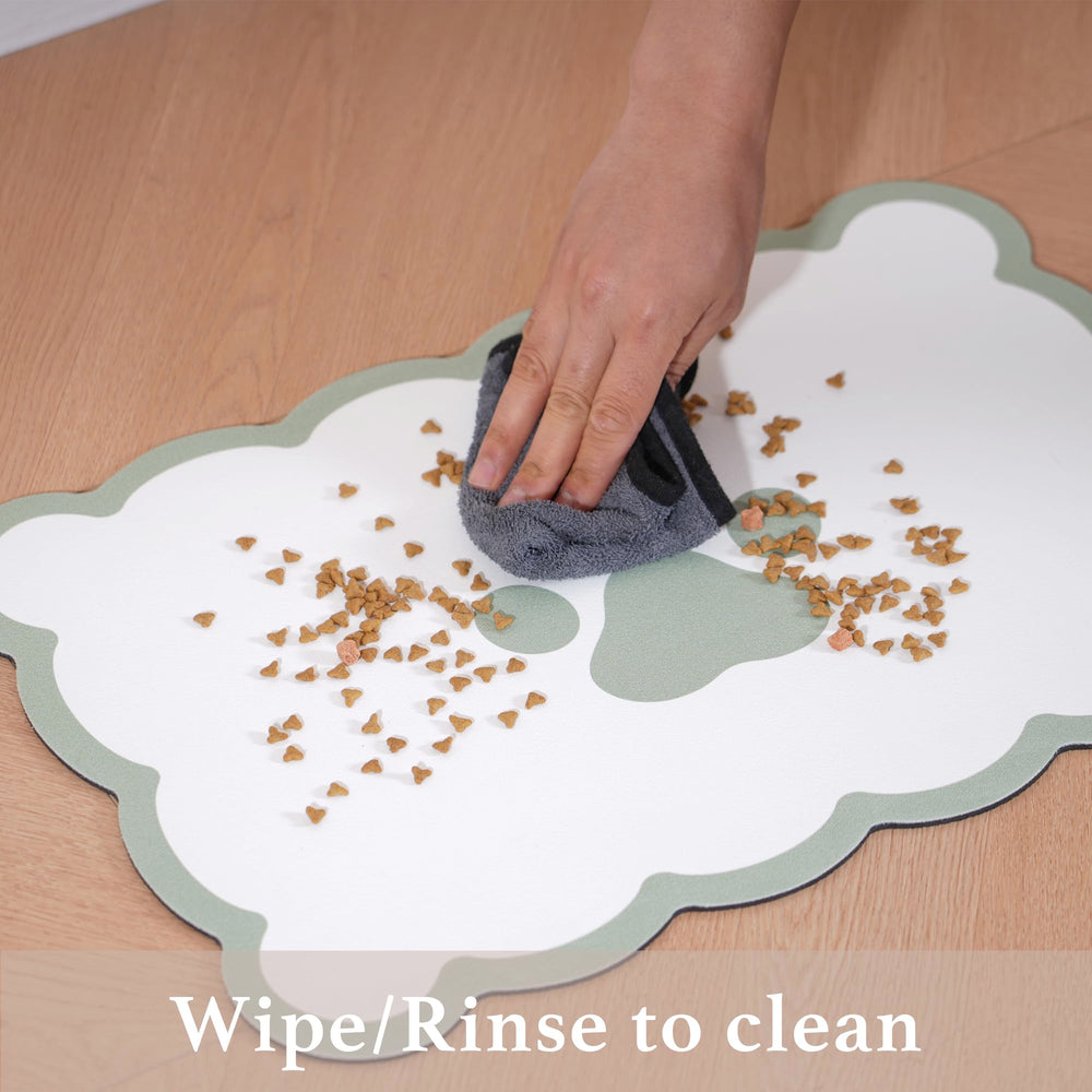 Ralxion scalloped mat close-up—soft, pet-friendly surface for comfortable meals.