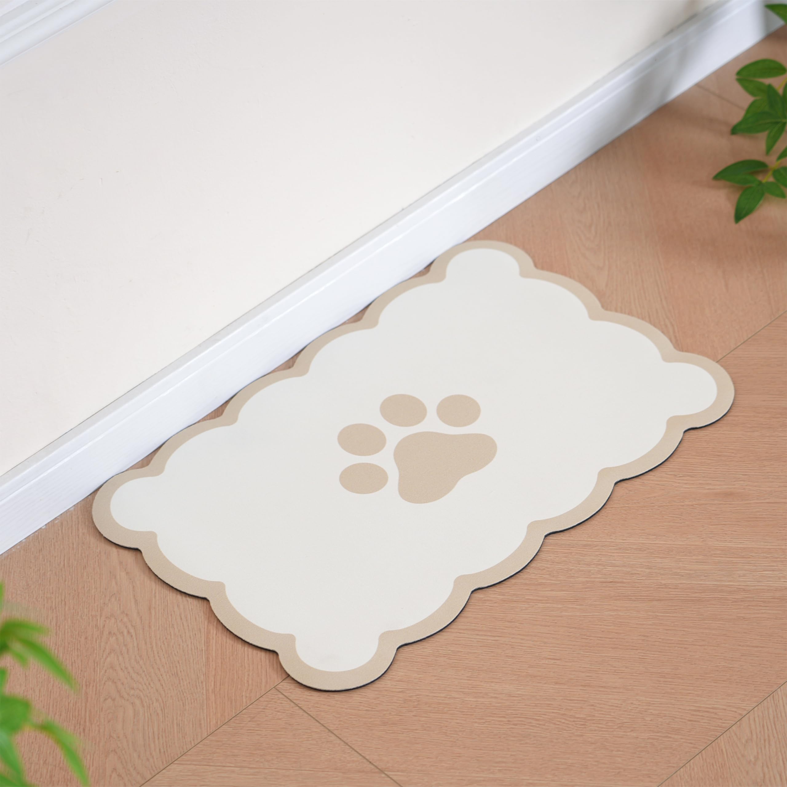 Ralxion scalloped mat closeup reveals vegan leather texture and durability.